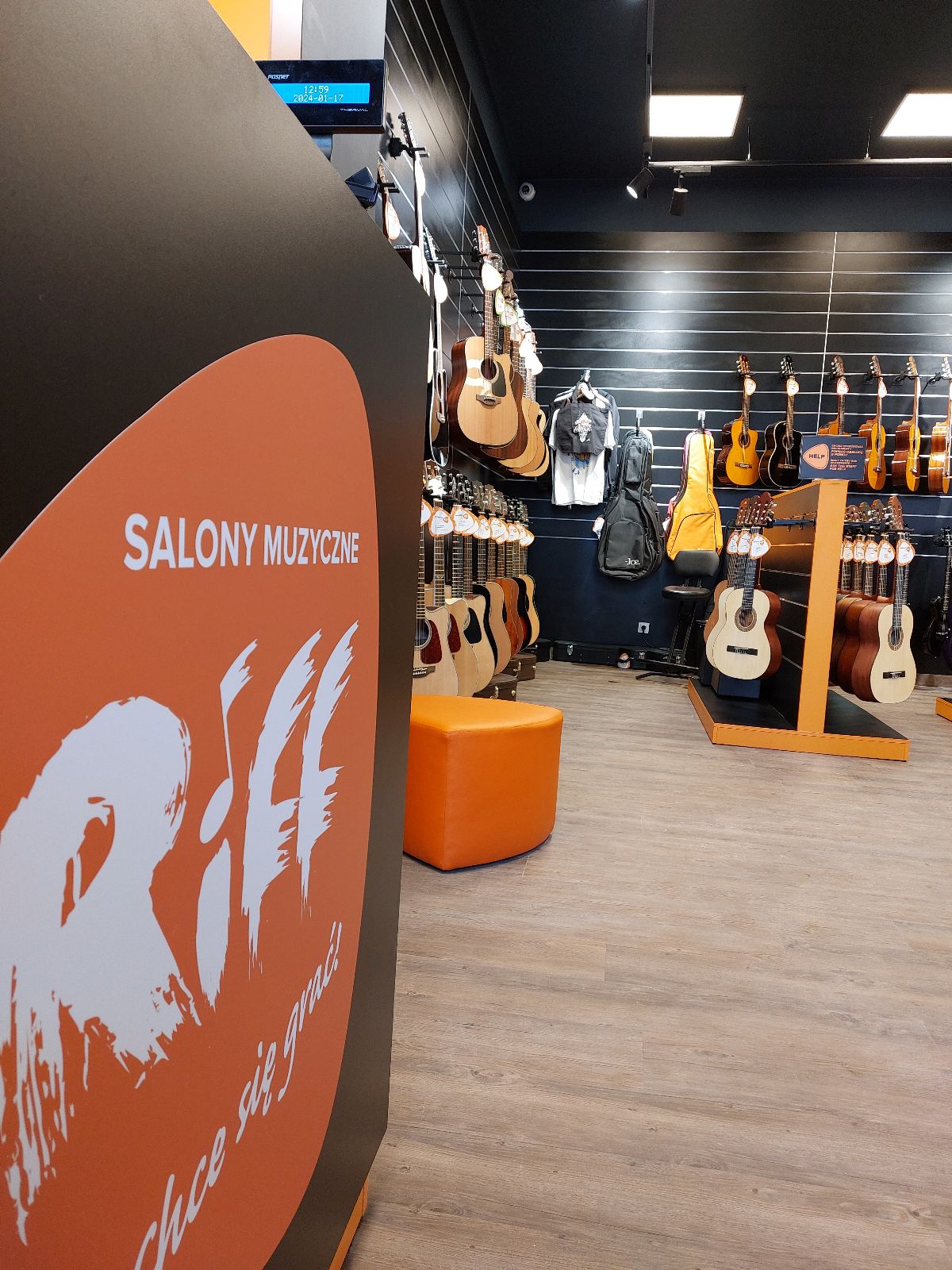 Salon Riff Bydgoszcz J.J. Śniadeckich 5